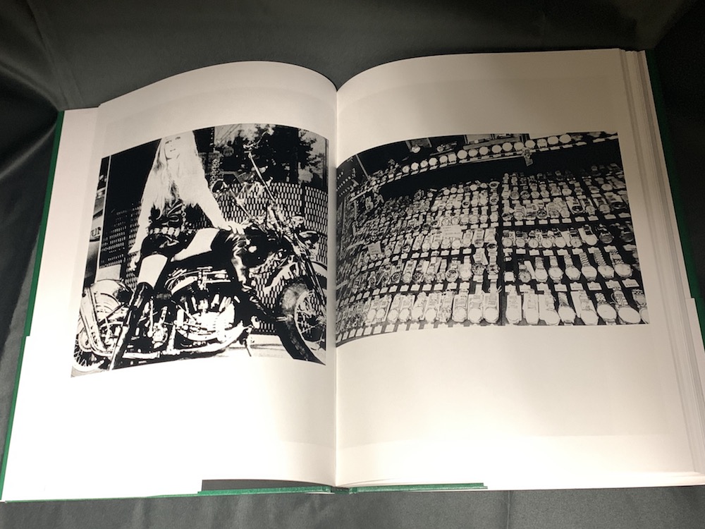 森山大道決定版シリーズ第三弾「狩人」再構築版 | 東京印書館 | 写真集 
