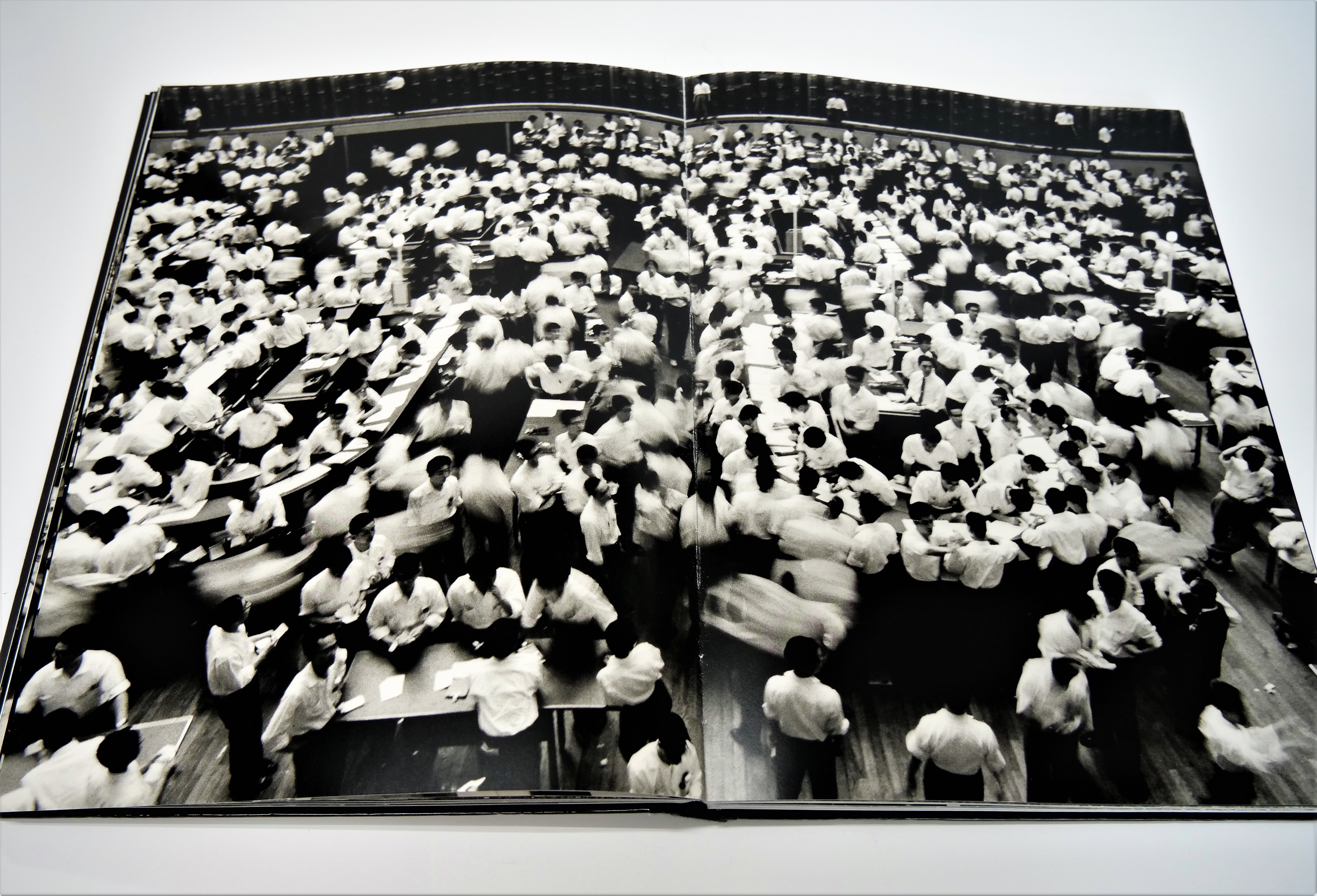 伝説の写真集が50年ぶりに新装版で復刻！当時のグラビア印刷がW